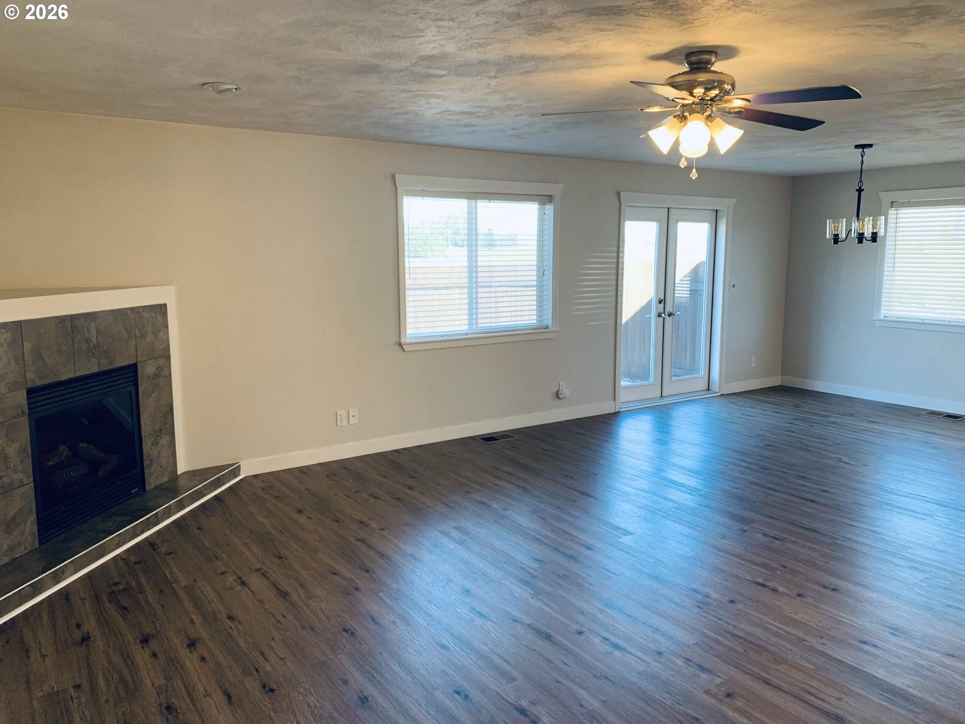 326 AUBURN LN, Creswell, OR 97426