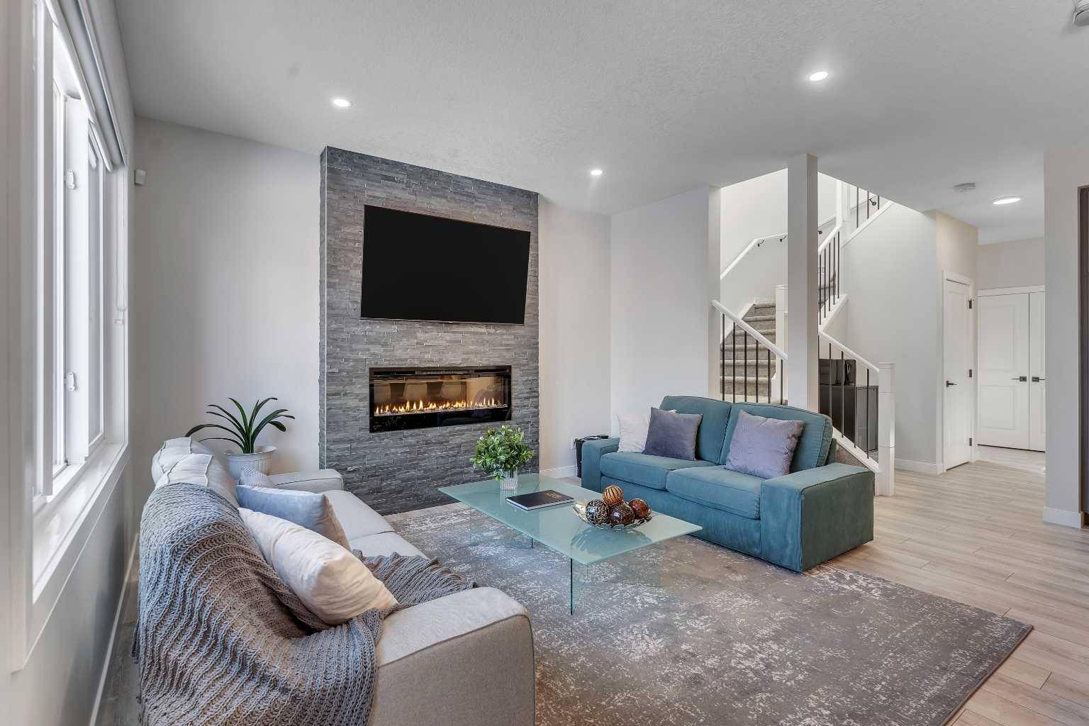 674 Creekmill CT SW, Airdrie, AB T4B 5J8