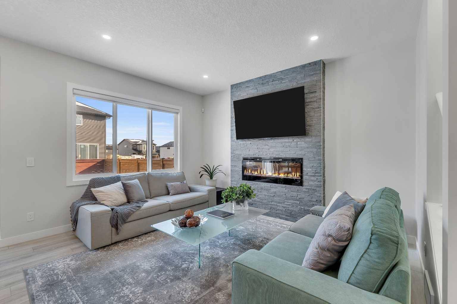 674 Creekmill CT SW, Airdrie, AB T4B 5J8