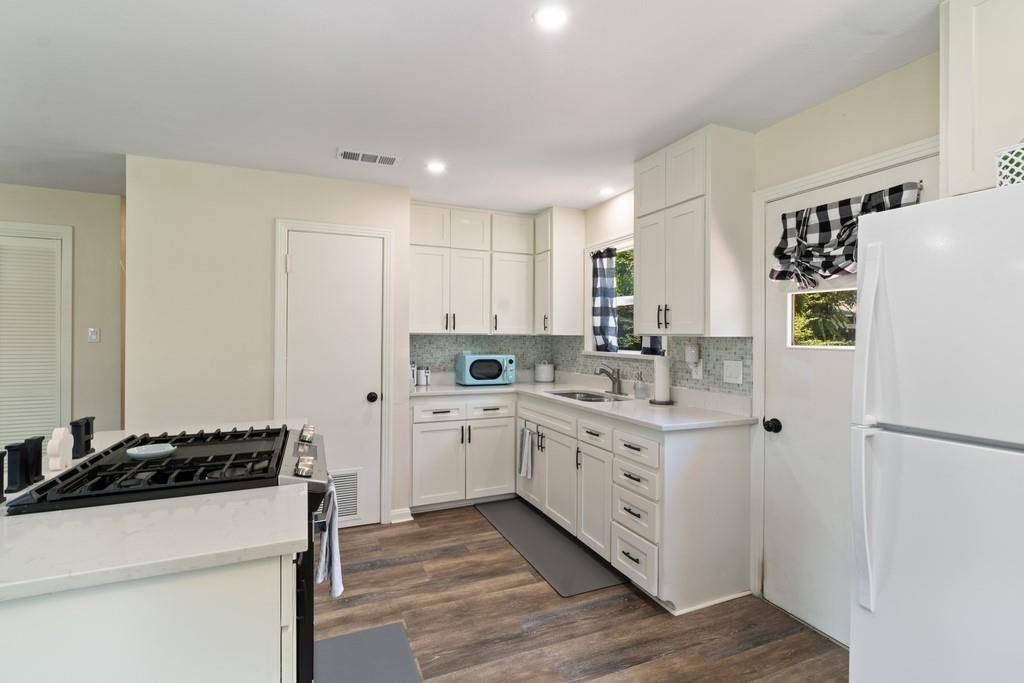 1424 Bowie Drive, Corsicana, TX 75110