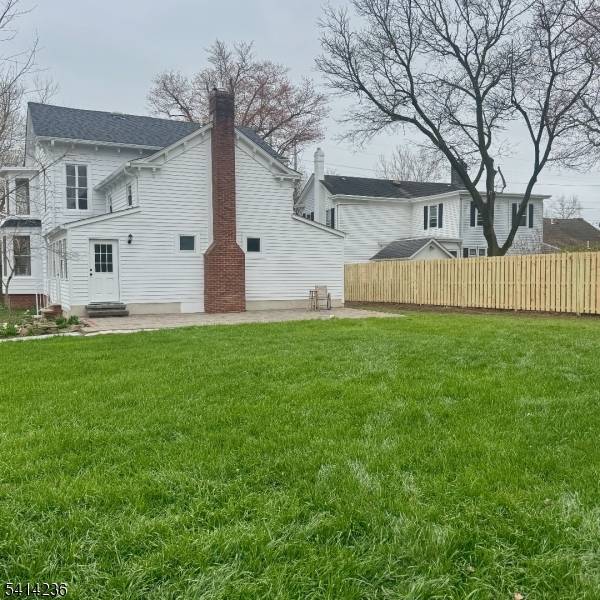 23 Amwell Rd, Millstone Boro, NJ 08844