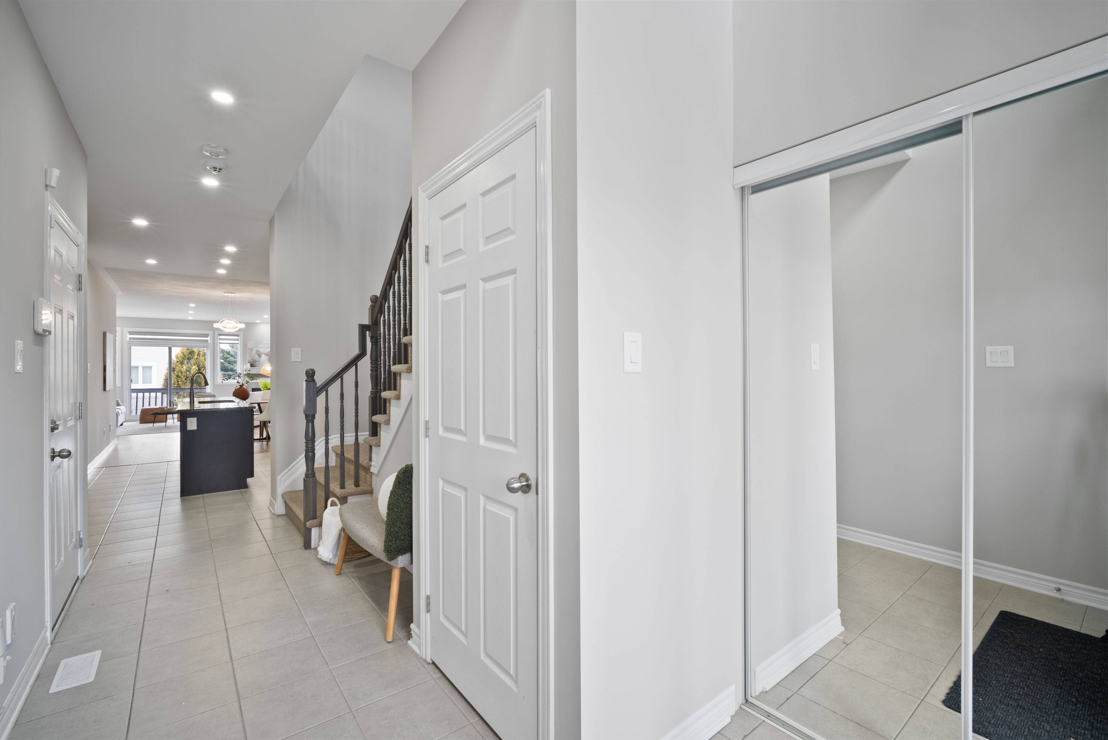 10 Kinetic WAY, Barrhaven, ON K2J 0C9