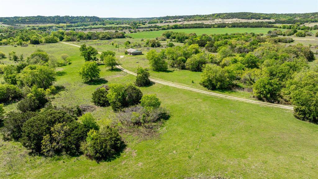 269 Private Road 2362, Meridian, TX 76665