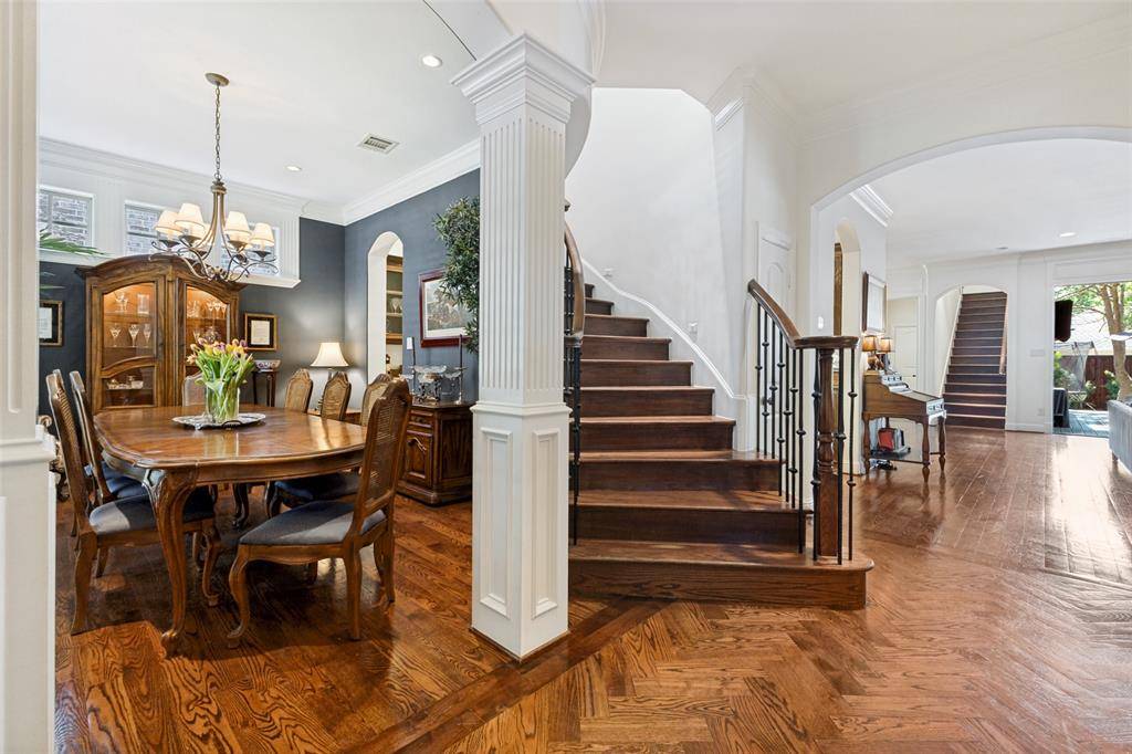 5718 Stanford Avenue, Dallas, TX 75209