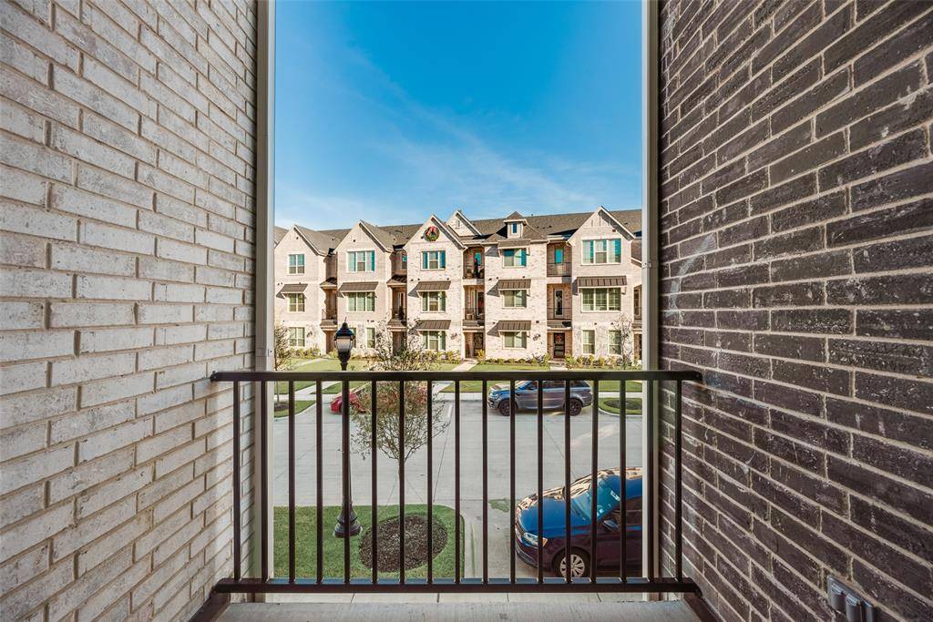 8345 Huron Peak Drive, Frisco, TX 75034