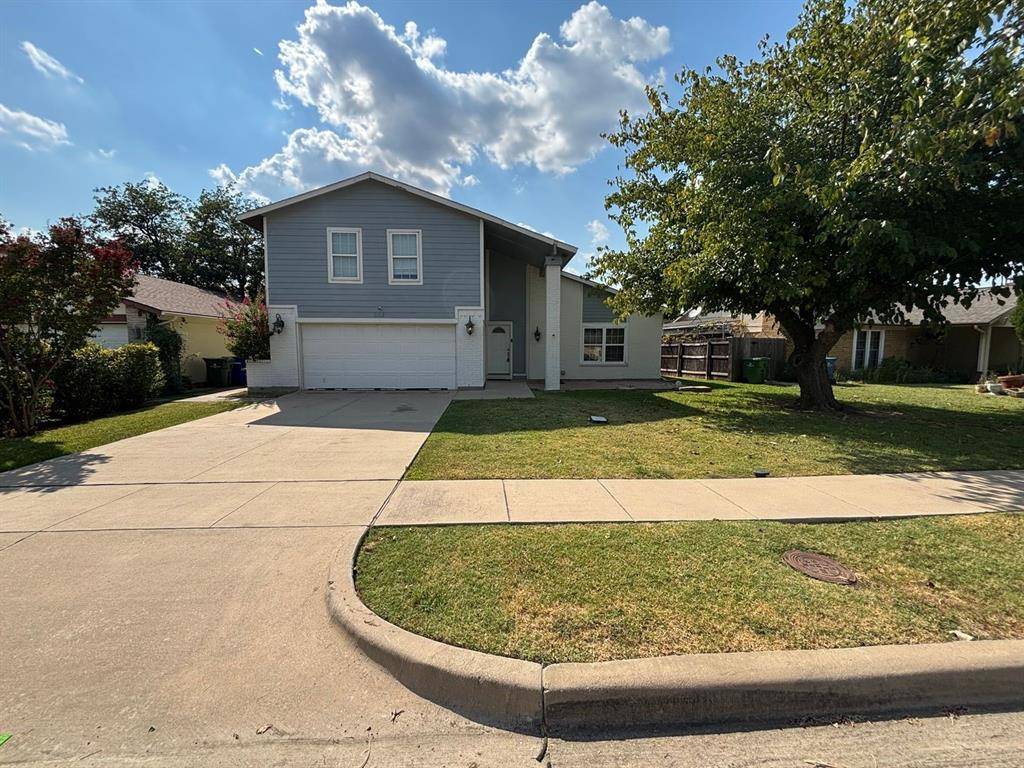 2113 Via Del Norte, Carrollton, TX 75006