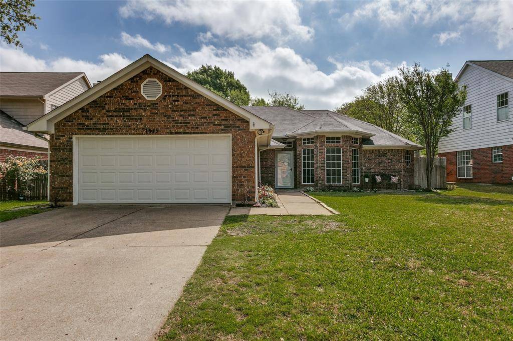 1525 Fuqua Drive, Flower Mound, TX 75028