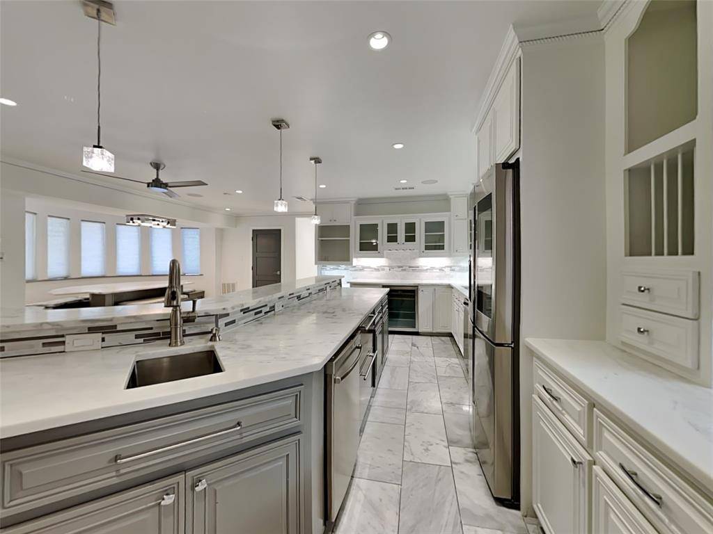 6915 Forest Glade Circle, Dallas, TX 75230