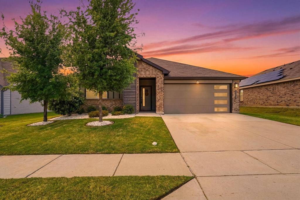 1513 Hulen Park Trail, Alvarado, TX 76009