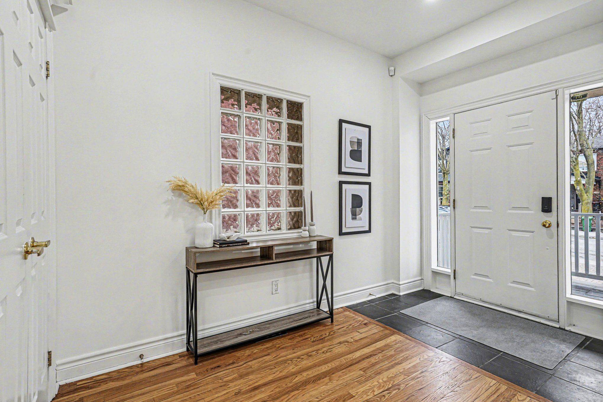 423 Manor RD E, Toronto C10, ON M4S 1T1