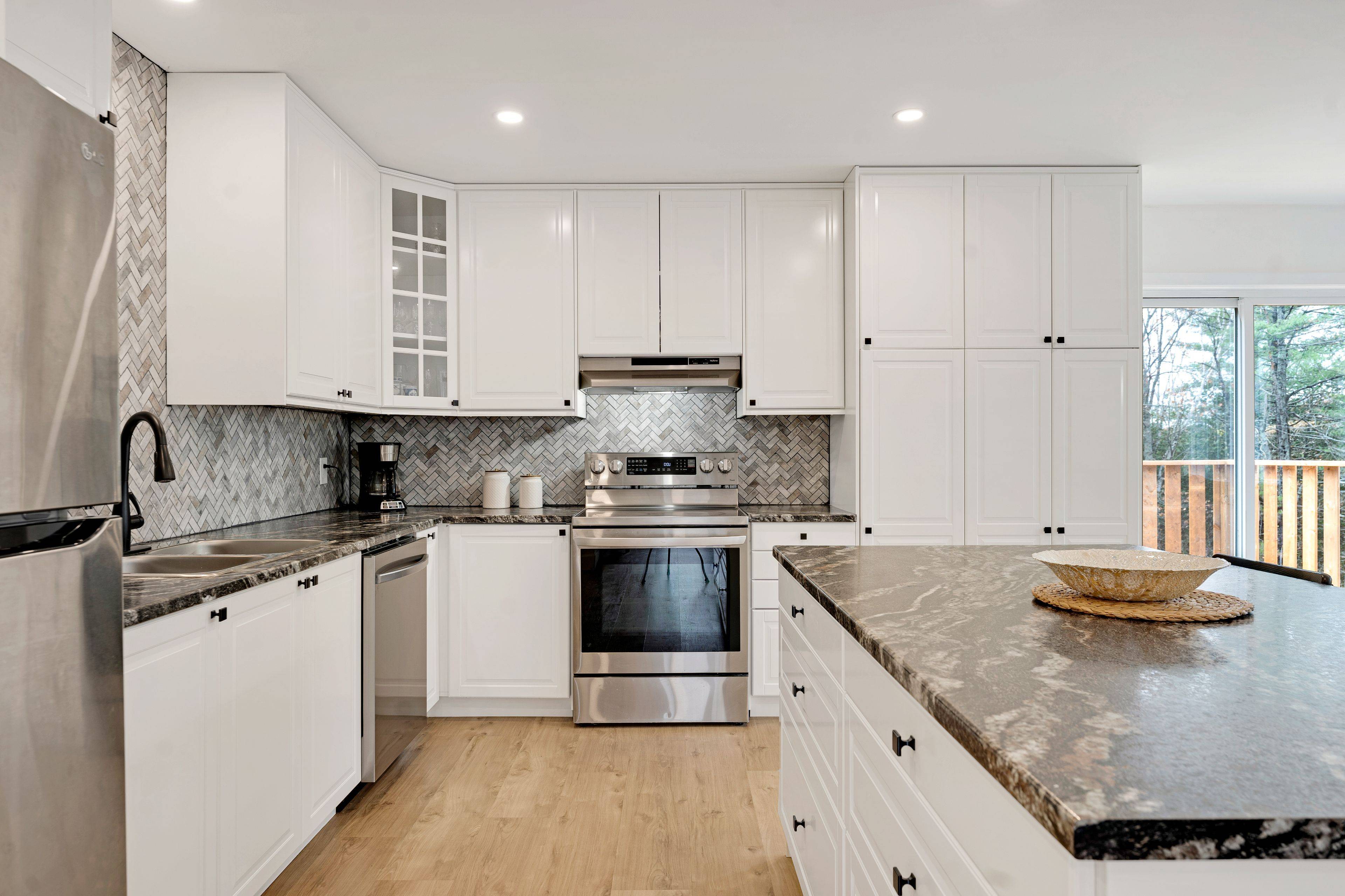 946 French Line RD, Lanark Highlands, ON K0G 1K0