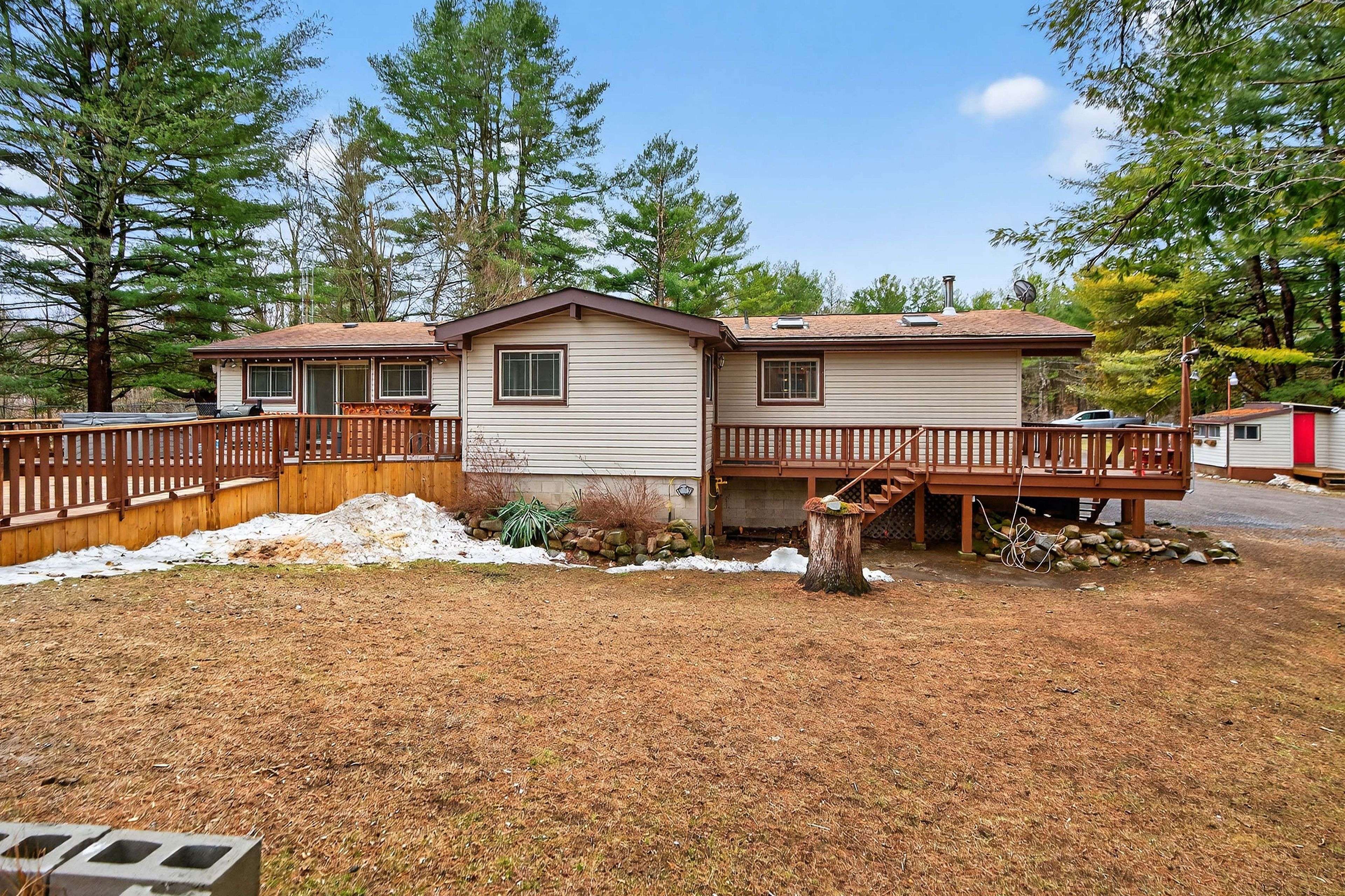 87 Fitzsimmons RD, Front Of Leeds & Seeleys Bay, ON K0E 1L0