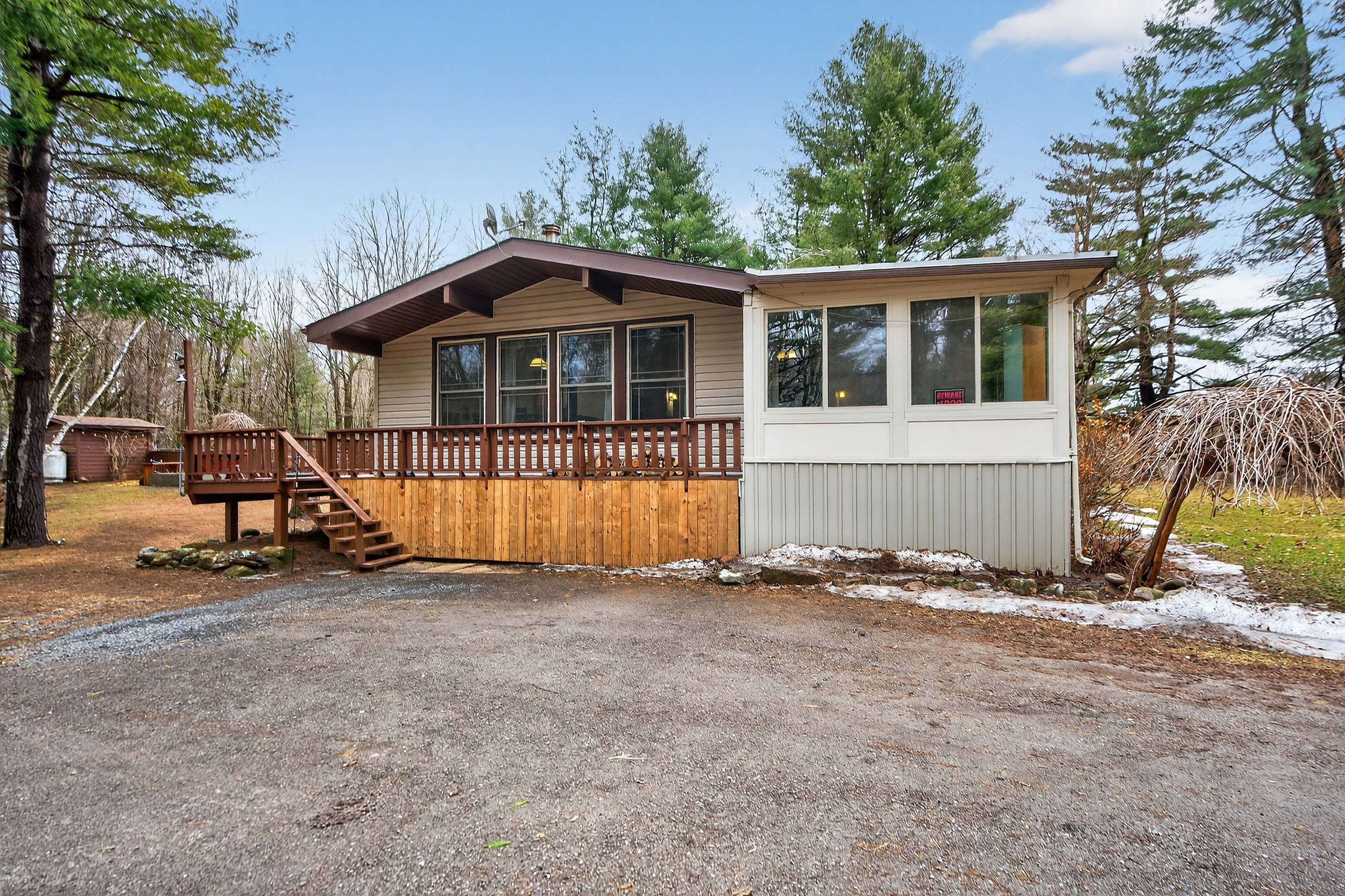 87 Fitzsimmons RD, Front Of Leeds & Seeleys Bay, ON K0E 1L0