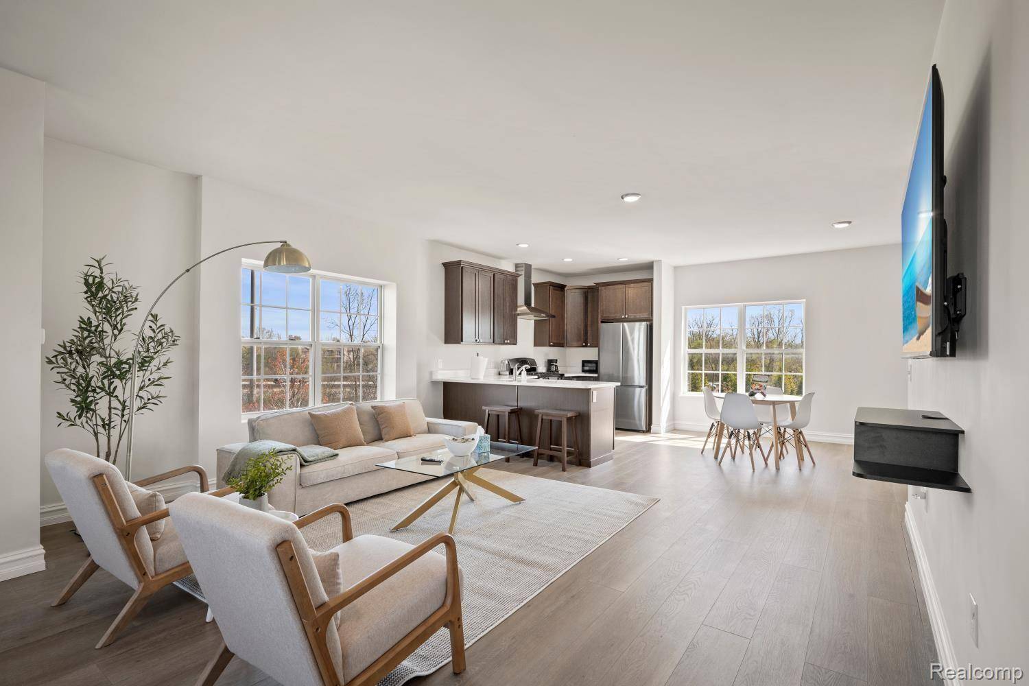 3227 LOHR RD, Pittsfield Charter Township, MI 48108