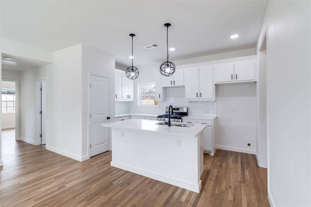 2145 Major Drive, Dallas, TX 75227