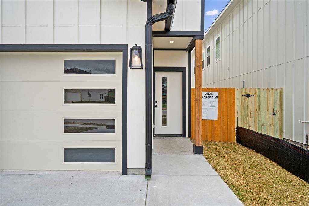 2524 Peabody Avenue, Dallas, TX 75215