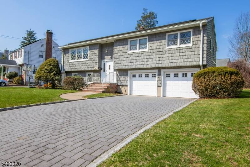 240 Ridge Rd, Cedar Grove Twp., NJ 07009