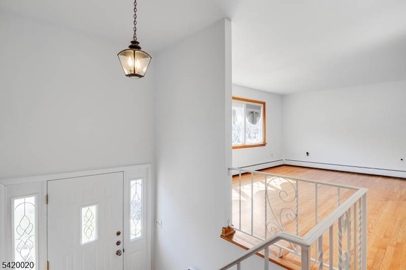 240 Ridge Rd, Cedar Grove Twp., NJ 07009