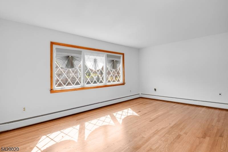 240 Ridge Rd, Cedar Grove Twp., NJ 07009