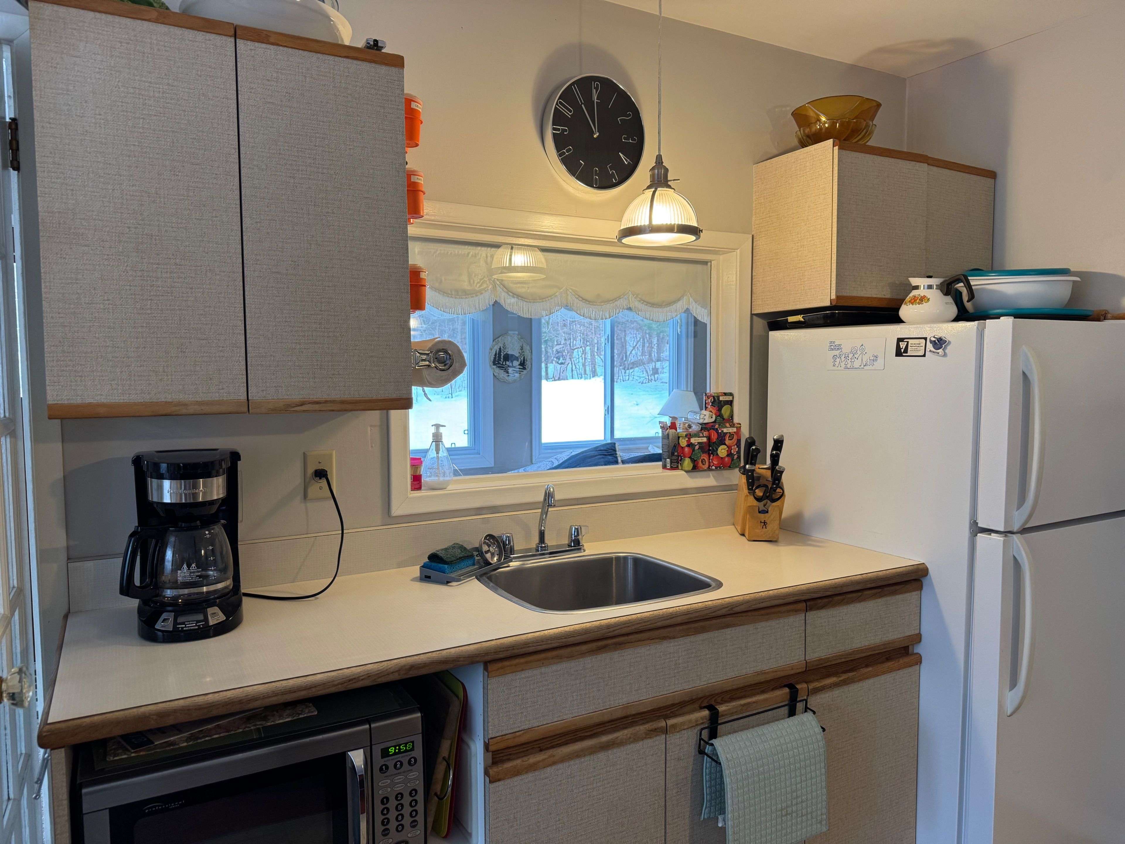 373 Doe Lake RD, Armour, ON P0A 1L0