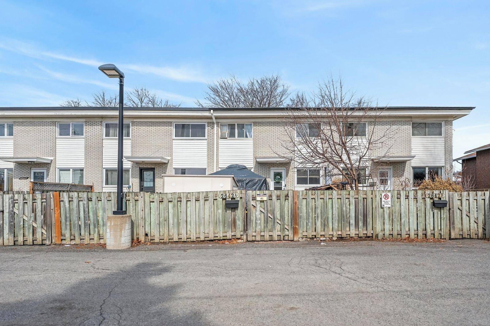 2642 Moncton RD #A, Britannia Heights - Queensway Terrace N And Area, ON K2B 7W1