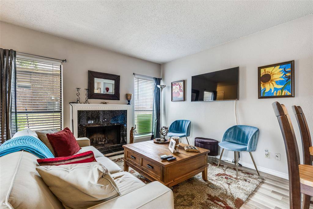 2103 Park Willow Lane #A, Arlington, TX 76011