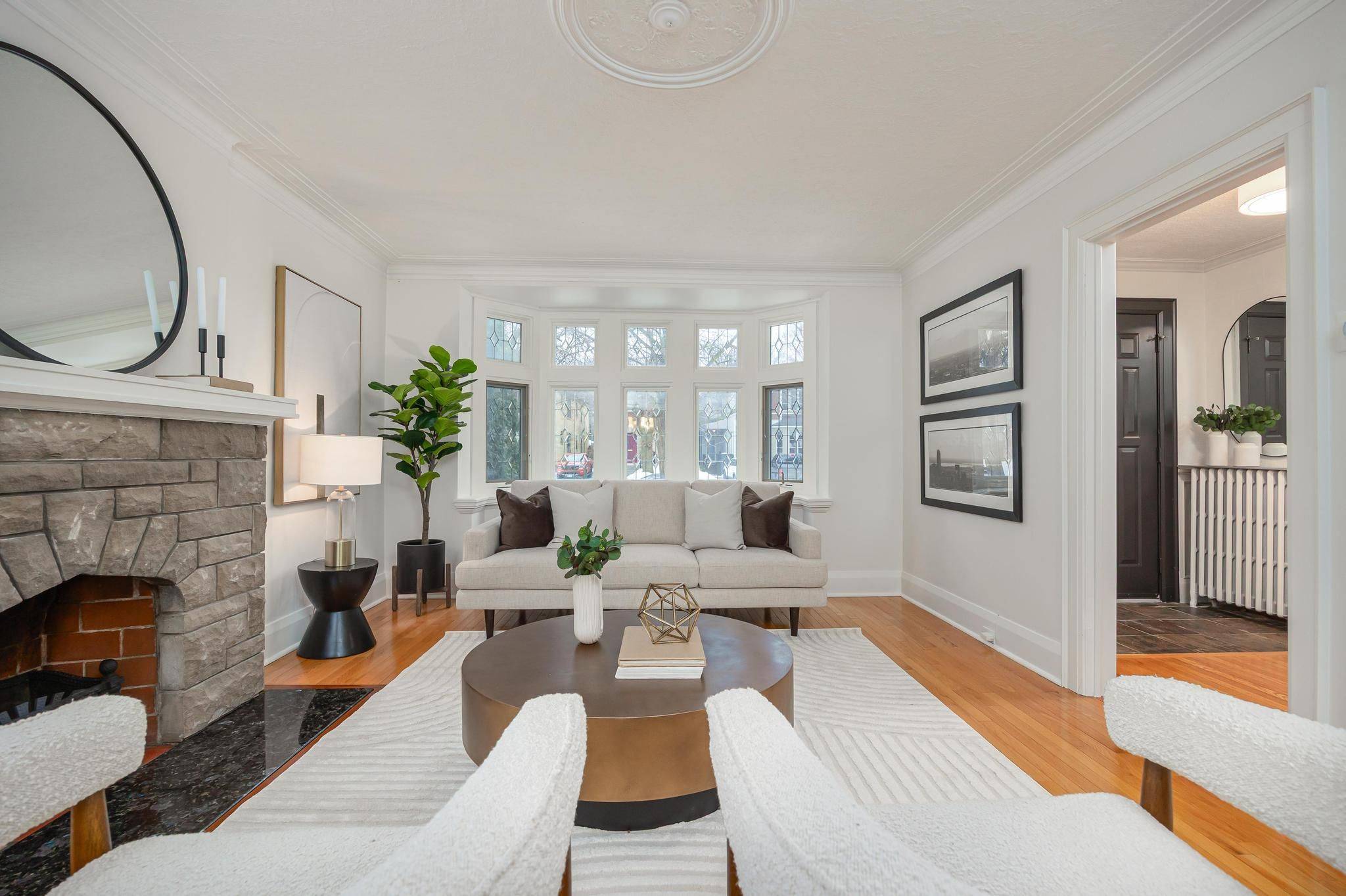 25 Fleming CRES, Toronto C11, ON M4G 2A9