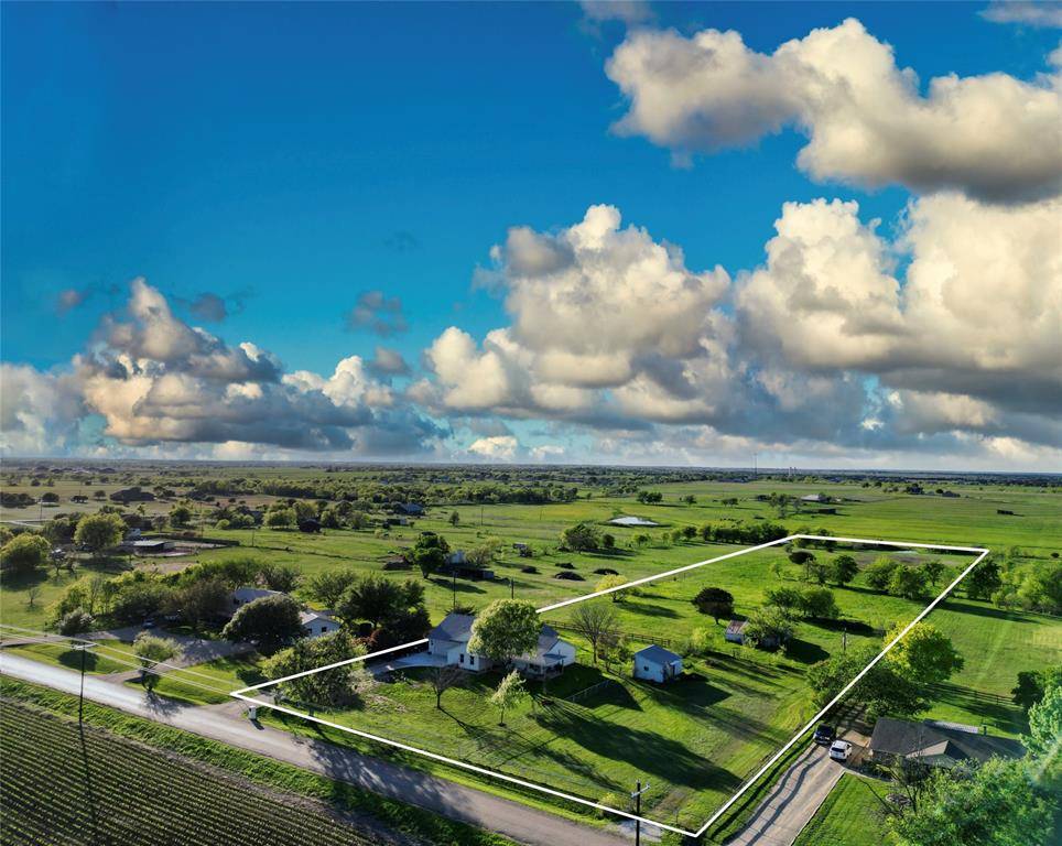 1132 Old Crawford Road, Crawford, TX 76638