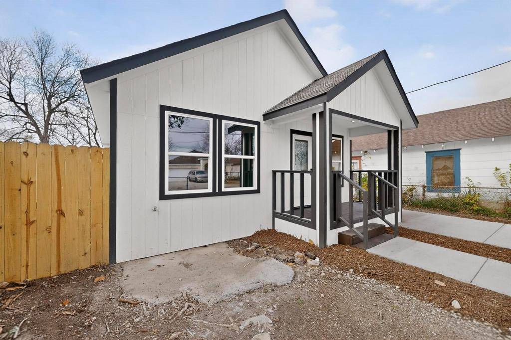 1541 Caldwell Street, Dallas, TX 75223