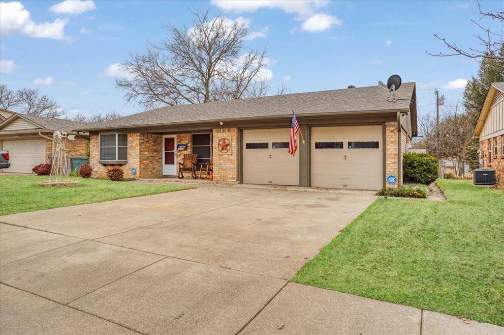 2324 N Lockhart, Sherman, TX 75092