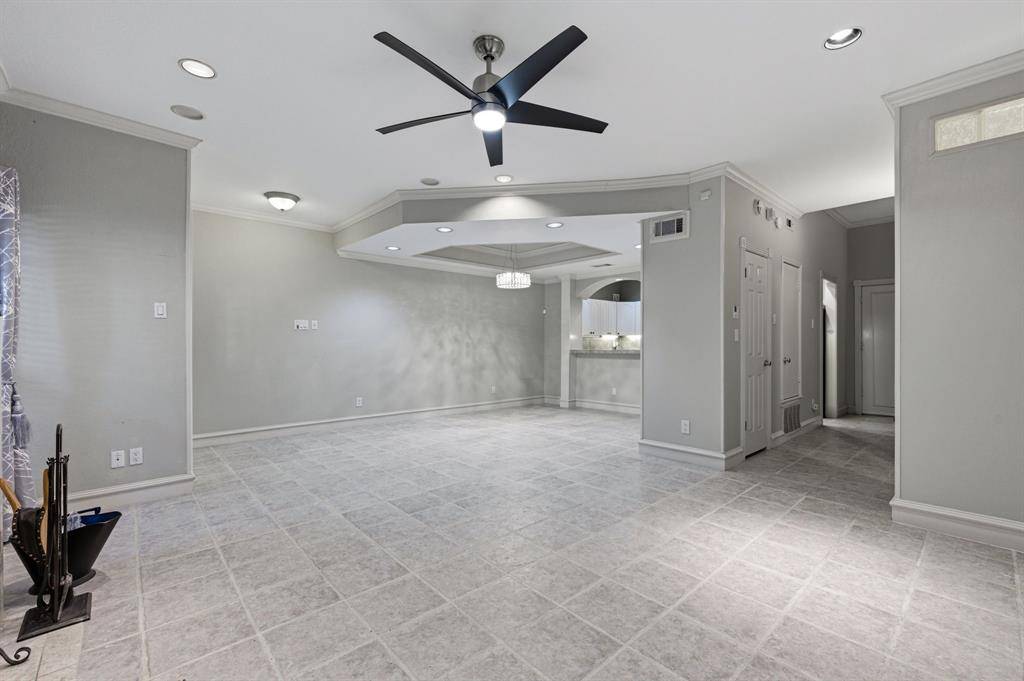 4050 Frankford Road #804, Dallas, TX 75287