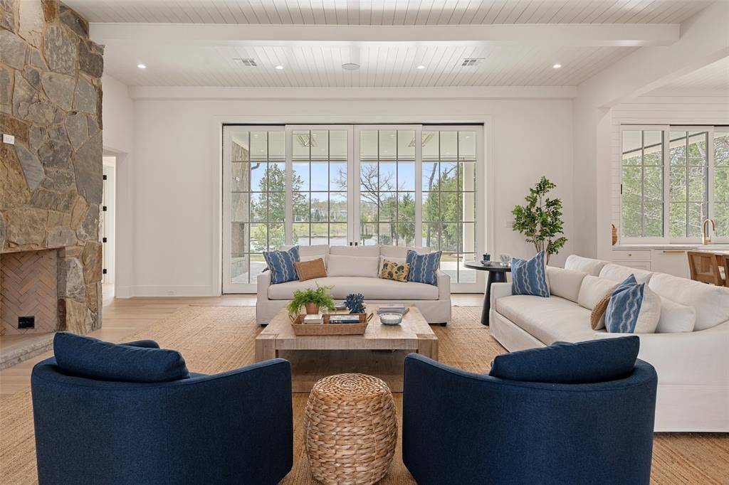 3810 Windward Way, Malakoff, TX 75148