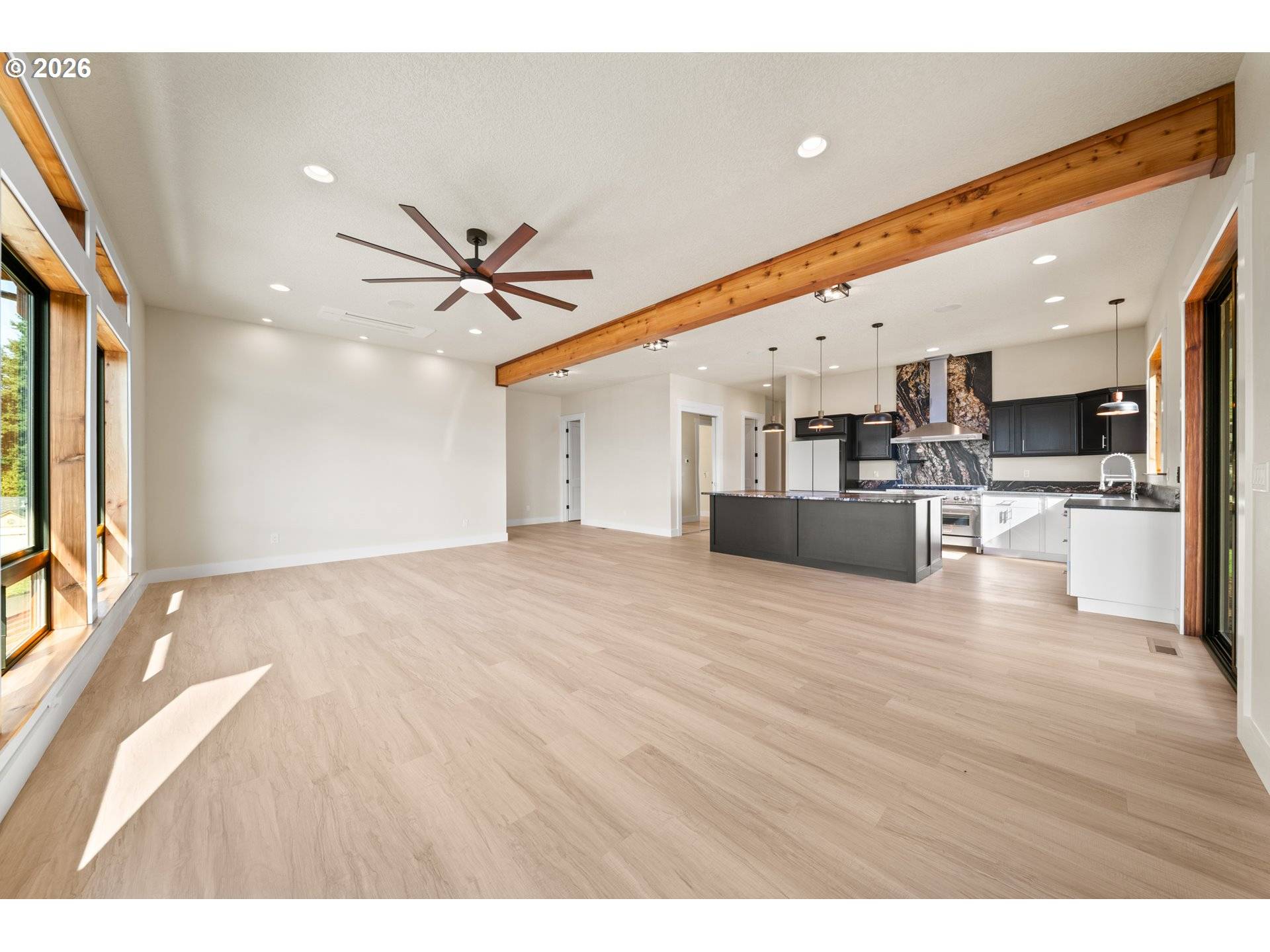 120 VICTORIA CIR, Kalama, WA 98625