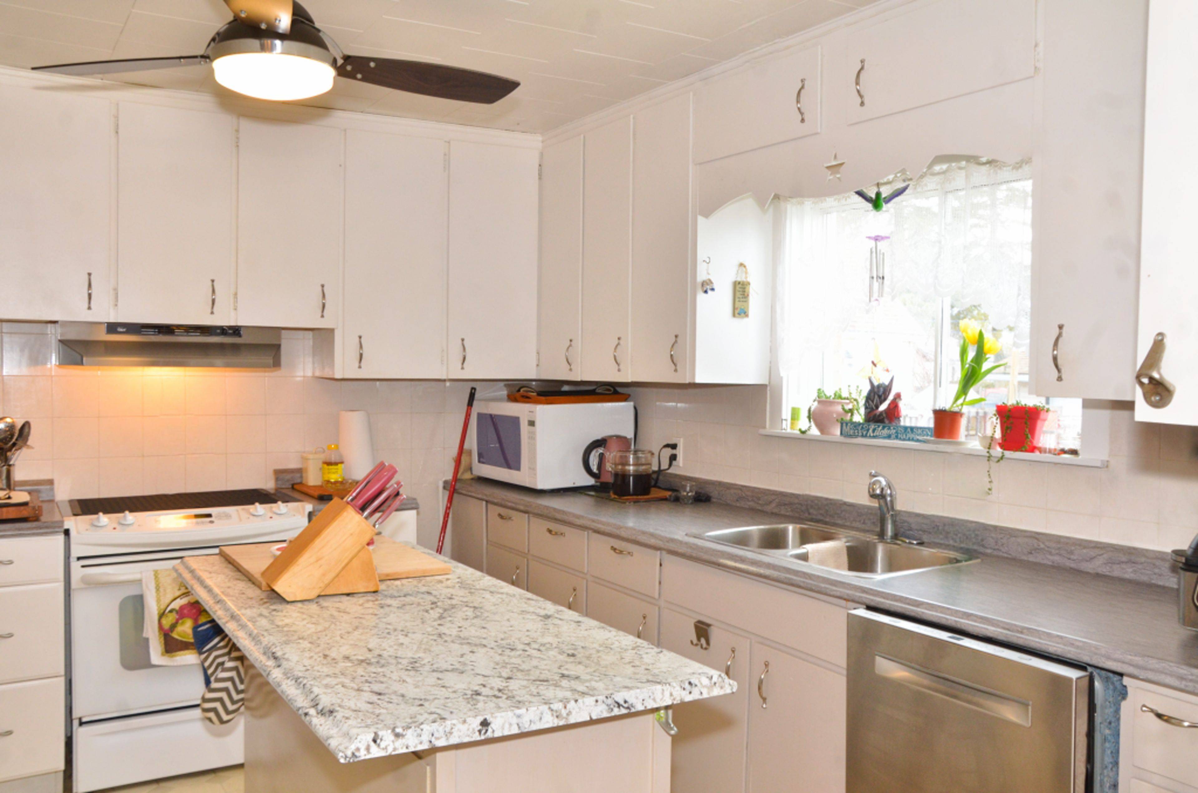 3040 Walker ST, Edwardsburgh/cardinal, ON K0E 1E0