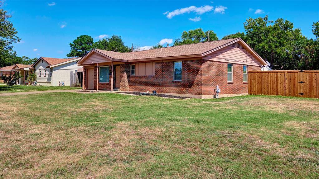 2612 W Rochelle Road, Irving, TX 75062