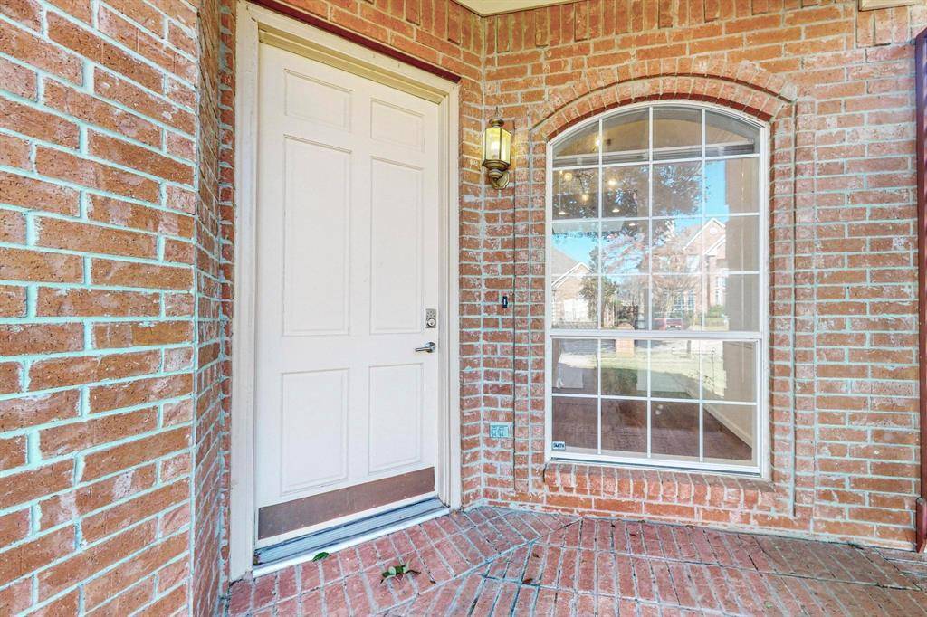 2710 Mum Drive, Richardson, TX 75082