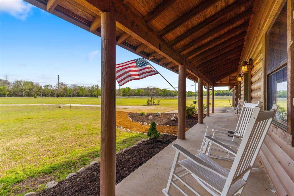 7516 Fm 121, Van Alstyne, TX 75495