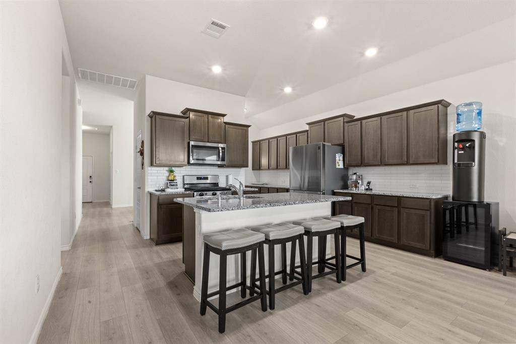 510 Pleasant Hill Lane, Fate, TX 75189