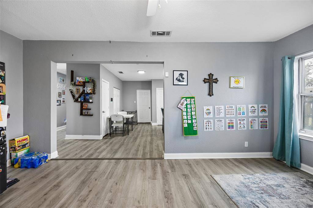 114 S Baker Street, Ferris, TX 75125