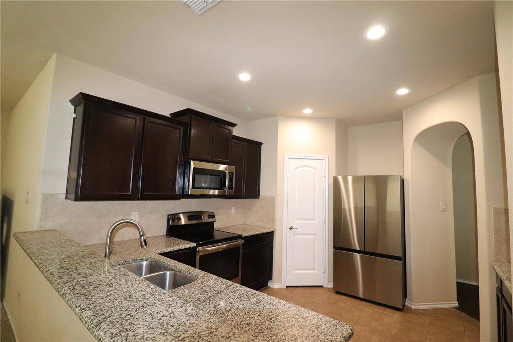 14205 Bay Mare Way, Fort Worth, TX 76052