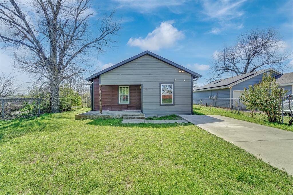 5101 Humbert Avenue, Fort Worth, TX 76107