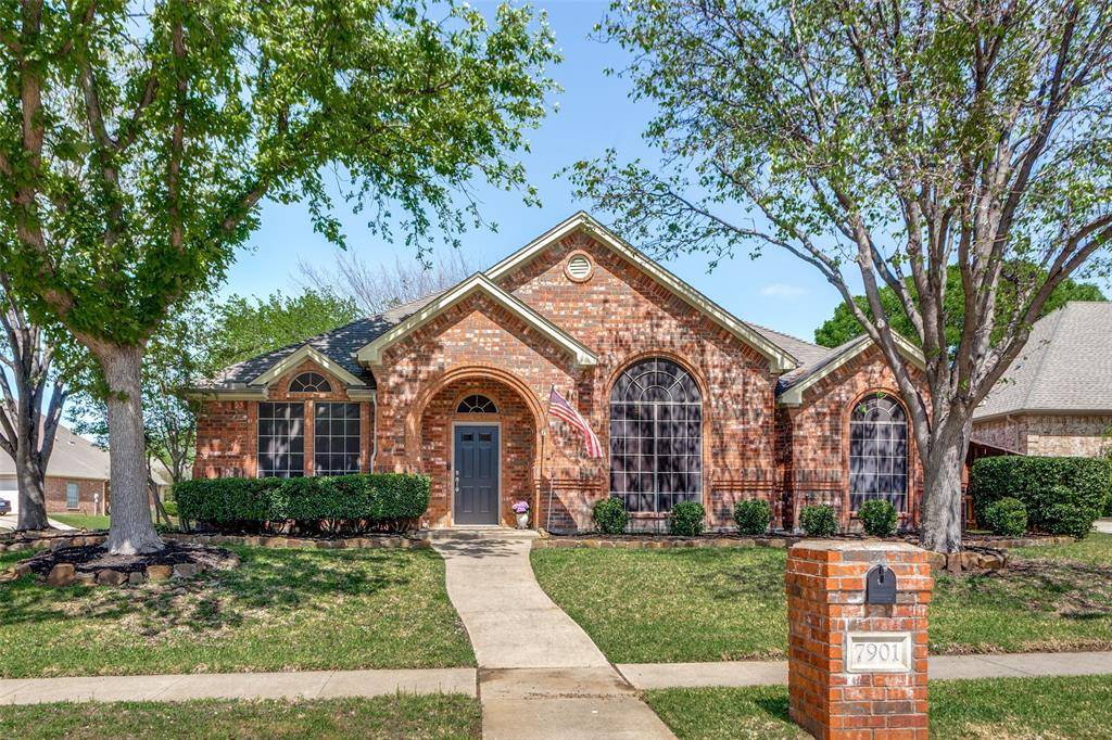 7901 Chaddington Drive, North Richland Hills, TX 76182