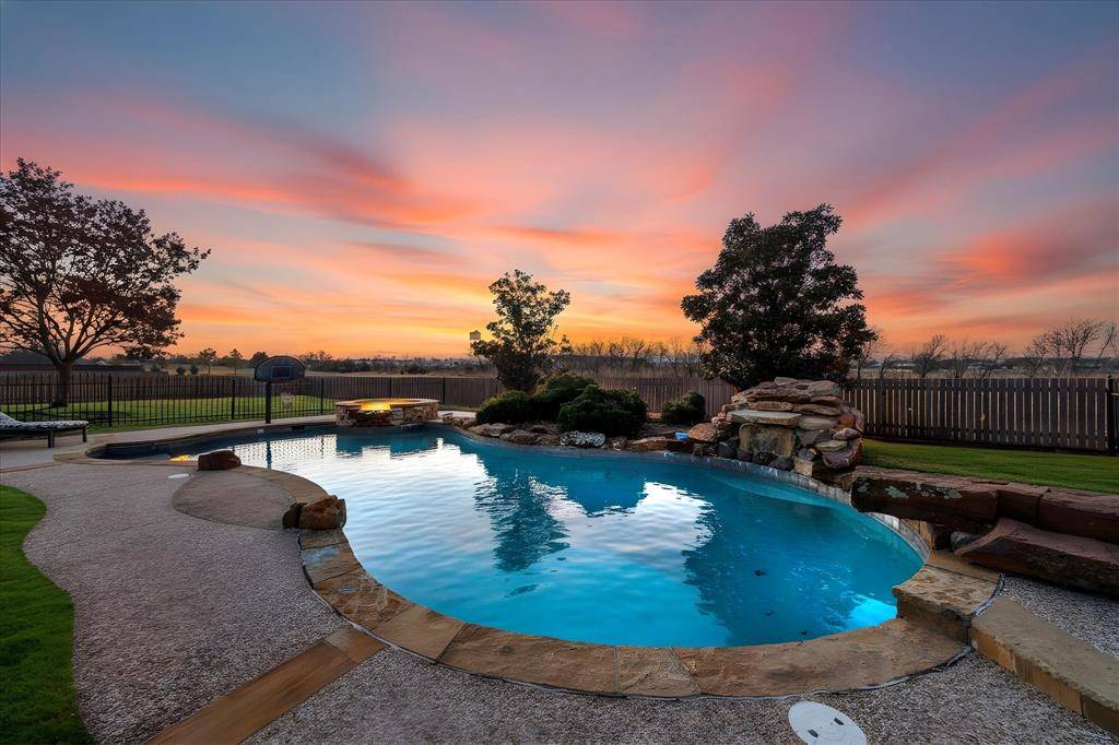 9398 Blarney Stone Way, Forney, TX 75126