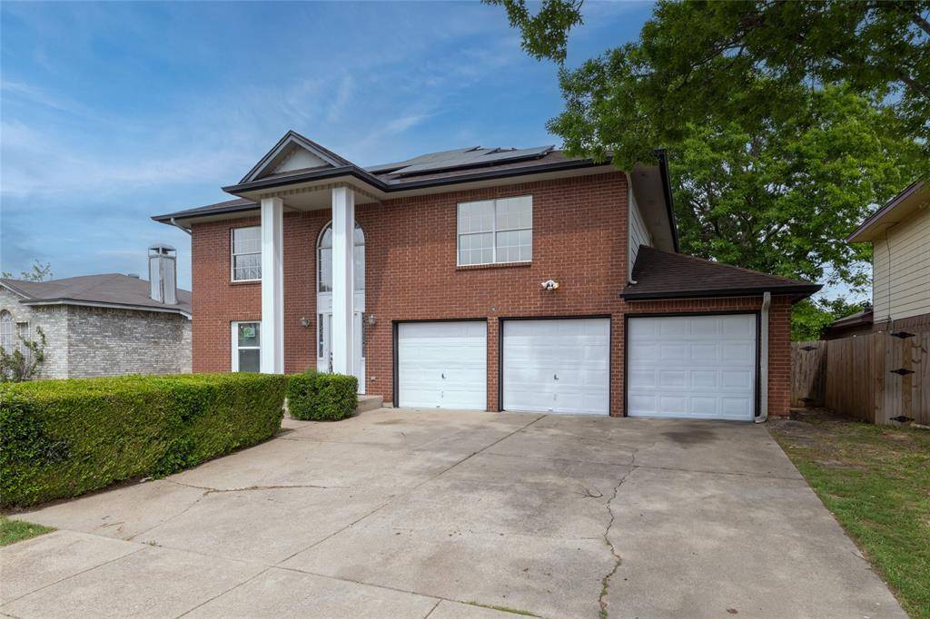 641 Lemon Drive, Arlington, TX 76018