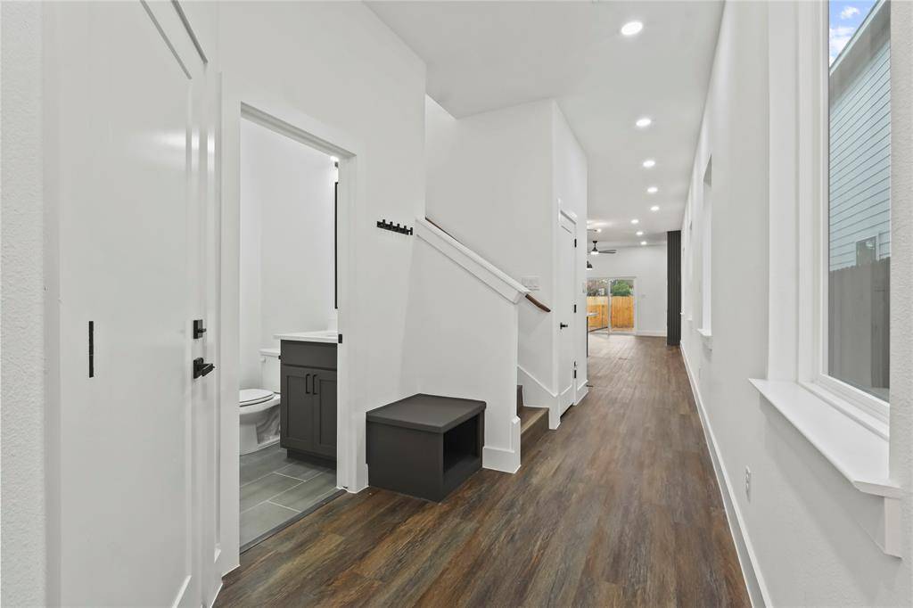 2618 Birmingham Avenue, Dallas, TX 75215