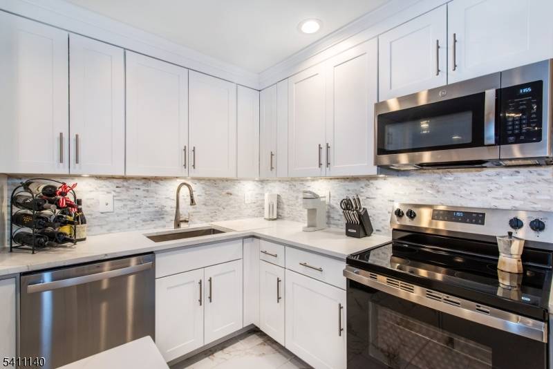 46 Watsessing Ave, Belleville Twp., NJ 07109