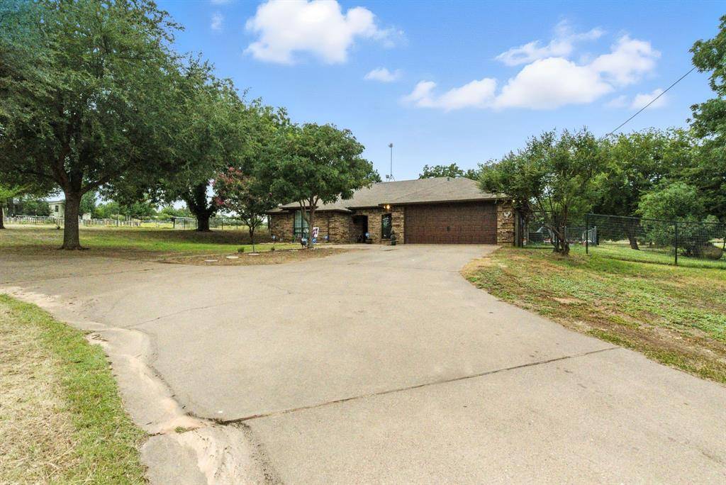 622 Harmony Circle, Weatherford, TX 76087