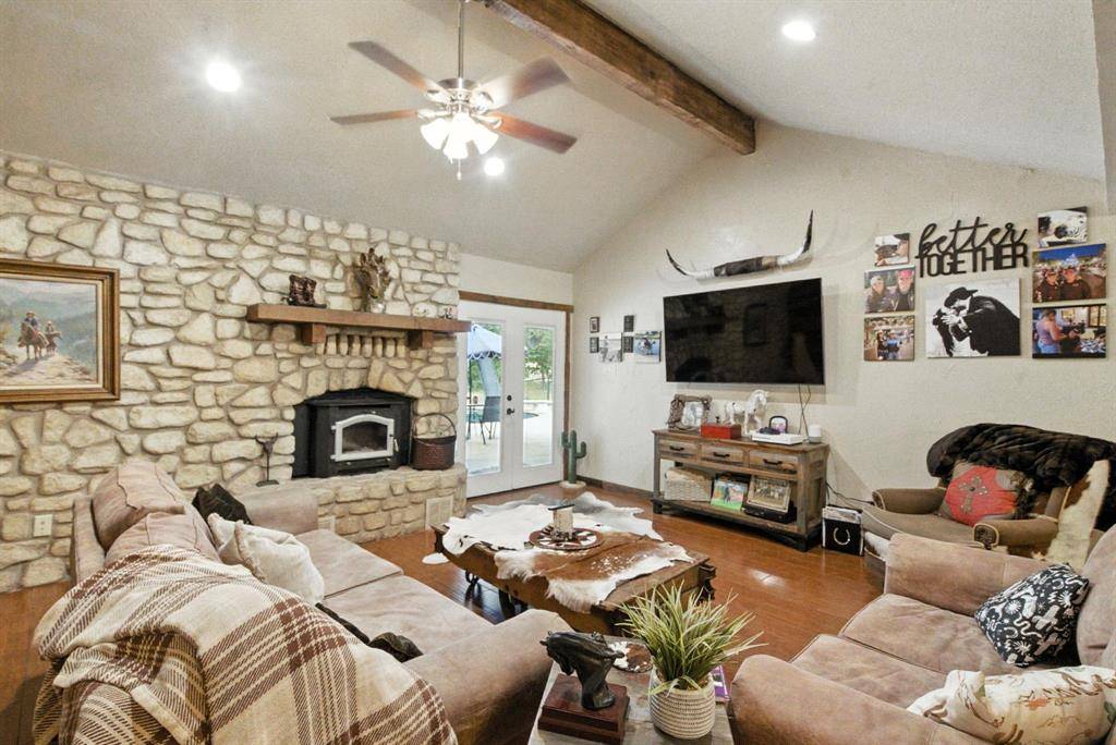622 Harmony Circle, Weatherford, TX 76087