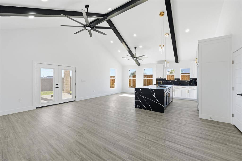 2618 Gooch Street, Dallas, TX 75241