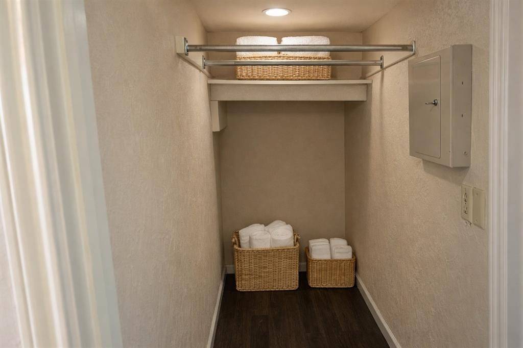 3635 Garden Brook Drive #118, Farmers Branch, TX 75234